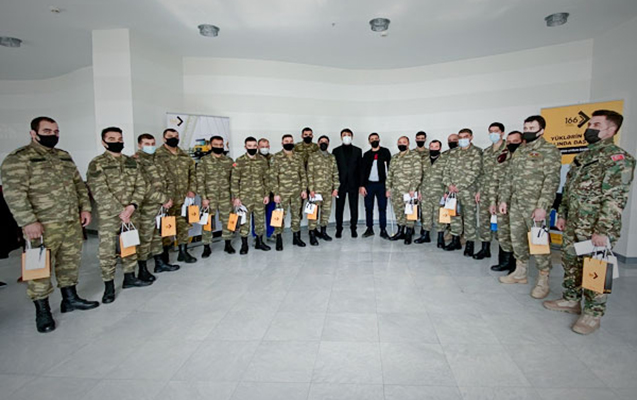 166 Транспортно-логистическая компания поздравила наших ветеранов